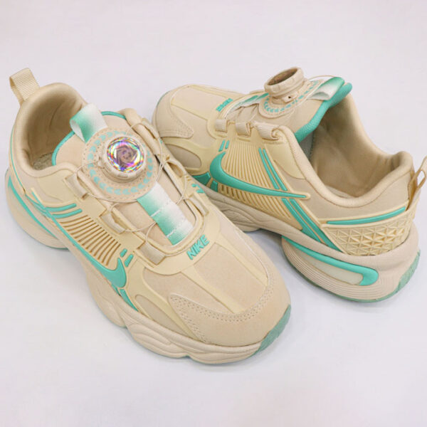 کتونی اسپرت NIKE پیچی