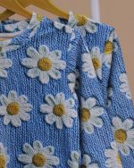 ست مادر دختری بلوز شلوار مخمل 5 بعدی گل بابونه - Image 6