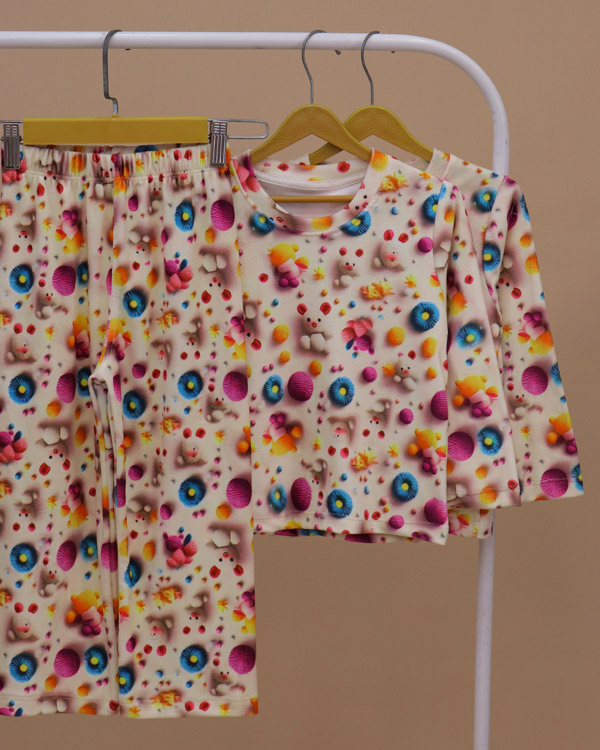 بلوز شلوار مخمل نانو 5بعدی flower Family - Image 1