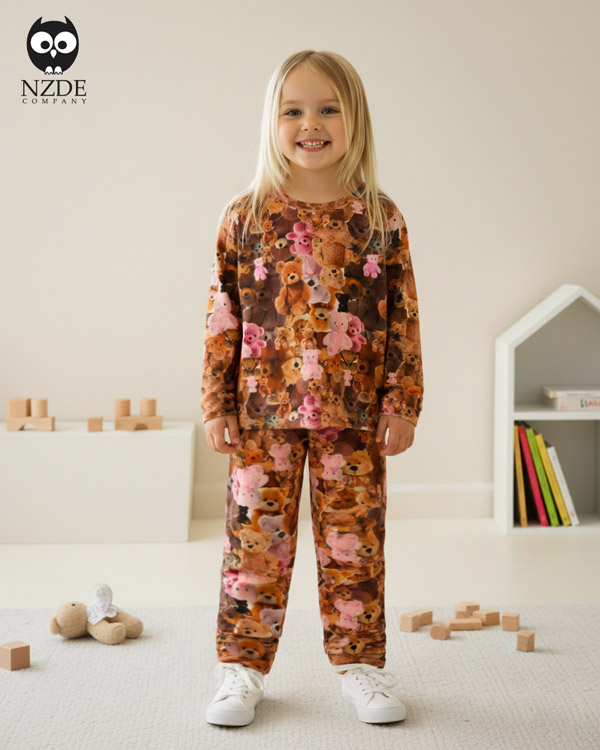 بلوز شلوار مخمل نانو 5 بعدی خرسک family - Image 1