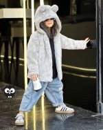 کت خز کلاه دار